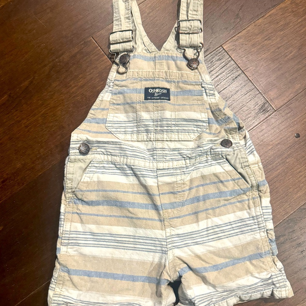 OshKosh 18mth shorts overalls